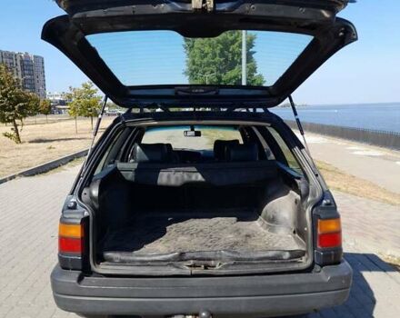 Синий Фольксваген Пассат, объемом двигателя 1.8 л и пробегом 392 тыс. км за 1750 $, фото 11 на Automoto.ua