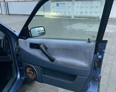 Синій Фольксваген Пассат, об'ємом двигуна 1.9 л та пробігом 411 тис. км за 1999 $, фото 31 на Automoto.ua