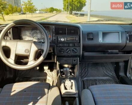 Синий Фольксваген Пассат, объемом двигателя 1.8 л и пробегом 392 тыс. км за 1750 $, фото 9 на Automoto.ua