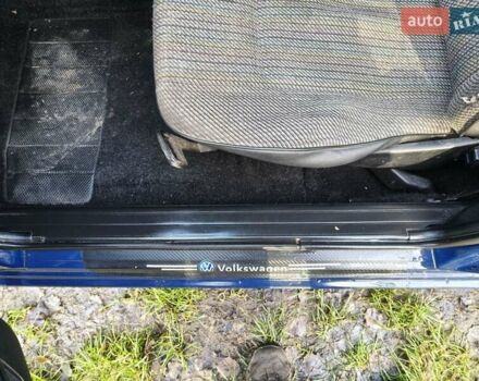 Синий Фольксваген Пассат, объемом двигателя 1.78 л и пробегом 222 тыс. км за 2500 $, фото 14 на Automoto.ua