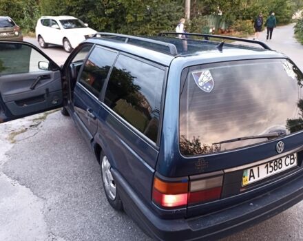 Синий Фольксваген Пассат, объемом двигателя 1.8 л и пробегом 280 тыс. км за 1700 $, фото 3 на Automoto.ua