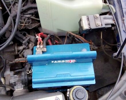 Синий Фольксваген Пассат, объемом двигателя 2 л и пробегом 347 тыс. км за 1800 $, фото 5 на Automoto.ua