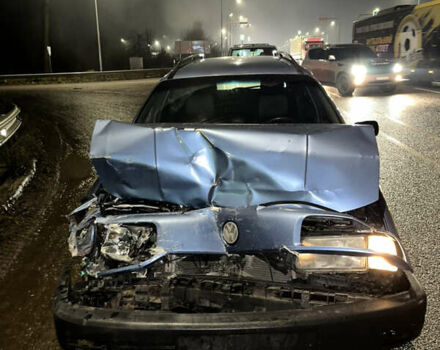 Синій Фольксваген Пассат, об'ємом двигуна 2 л та пробігом 415 тис. км за 543 $, фото 1 на Automoto.ua