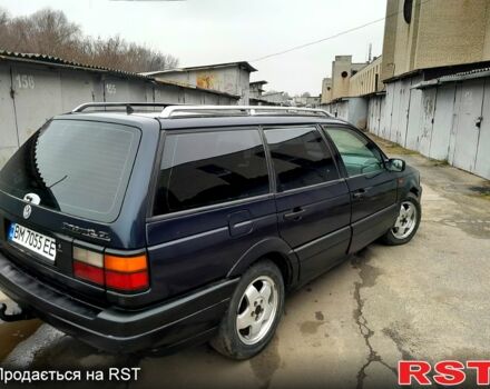 Синий Фольксваген Пассат, объемом двигателя 2.8 л и пробегом 400 тыс. км за 1650 $, фото 3 на Automoto.ua