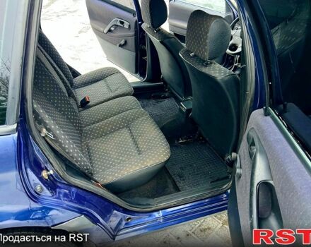 Синий Фольксваген Пассат, объемом двигателя 1.6 л и пробегом 350 тыс. км за 2850 $, фото 11 на Automoto.ua