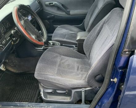 Синій Фольксваген Пассат, об'ємом двигуна 2 л та пробігом 471 тис. км за 1900 $, фото 5 на Automoto.ua