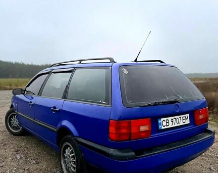 Синій Фольксваген Пассат, об'ємом двигуна 1.8 л та пробігом 300 тис. км за 2400 $, фото 1 на Automoto.ua