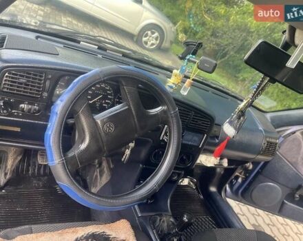 Синий Фольксваген Пассат, объемом двигателя 1.8 л и пробегом 500 тыс. км за 2500 $, фото 6 на Automoto.ua