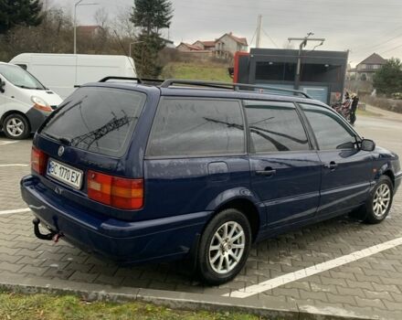 Синій Фольксваген Пассат, об'ємом двигуна 2 л та пробігом 471 тис. км за 1900 $, фото 3 на Automoto.ua