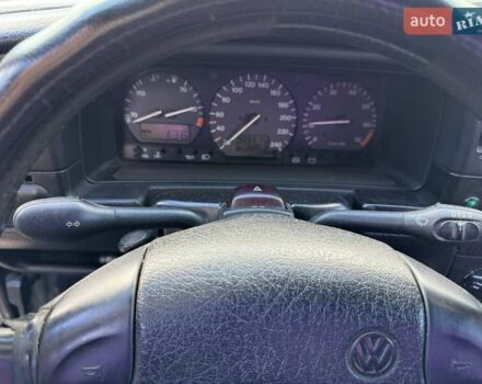 Синий Фольксваген Пассат, объемом двигателя 2 л и пробегом 300 тыс. км за 1850 $, фото 10 на Automoto.ua