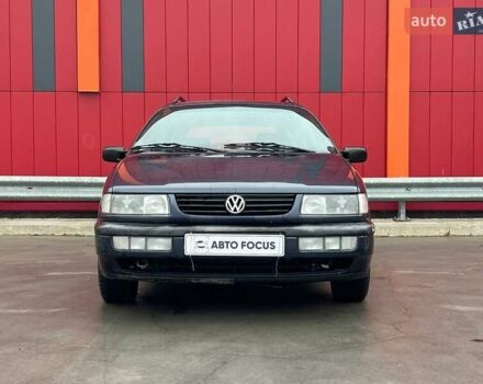 Синій Фольксваген Пассат, об'ємом двигуна 1.8 л та пробігом 245 тис. км за 2490 $, фото 2 на Automoto.ua