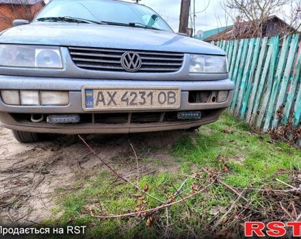 Синій Фольксваген Пассат, об'ємом двигуна 2 л та пробігом 0 тис. км за 1600 $, фото 1 на Automoto.ua