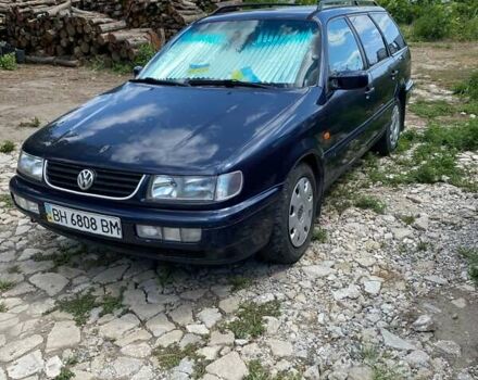 Синий Фольксваген Пассат, объемом двигателя 1.9 л и пробегом 583 тыс. км за 3200 $, фото 2 на Automoto.ua