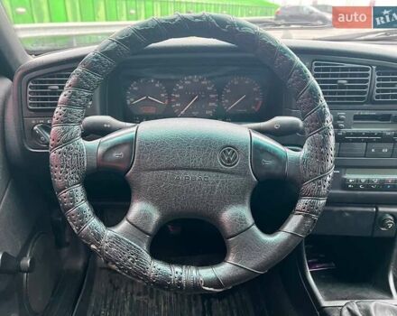 Синій Фольксваген Пассат, об'ємом двигуна 1.8 л та пробігом 245 тис. км за 2490 $, фото 14 на Automoto.ua