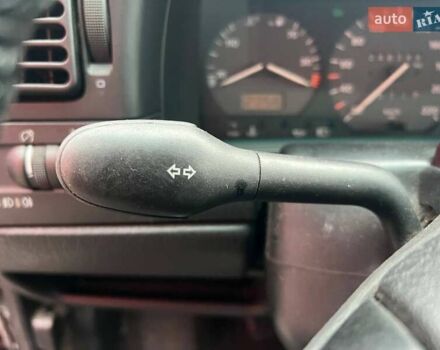 Синій Фольксваген Пассат, об'ємом двигуна 1.8 л та пробігом 245 тис. км за 2490 $, фото 16 на Automoto.ua