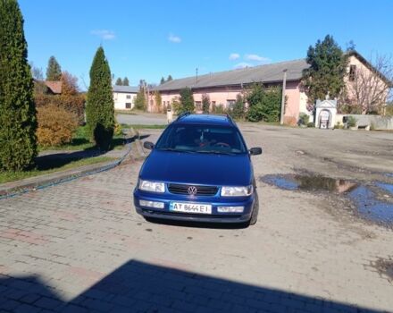 Синій Фольксваген Пассат, об'ємом двигуна 1.8 л та пробігом 343 тис. км за 2400 $, фото 1 на Automoto.ua