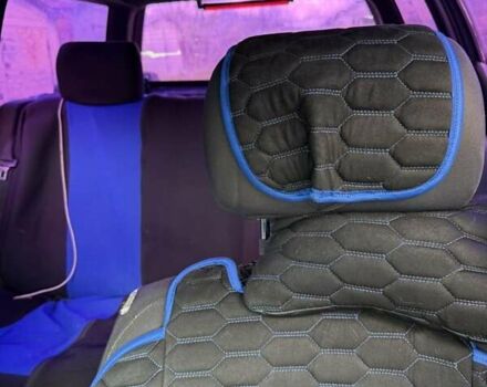 Синий Фольксваген Пассат, объемом двигателя 2 л и пробегом 300 тыс. км за 1850 $, фото 3 на Automoto.ua