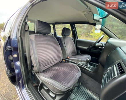 Синий Фольксваген Пассат, объемом двигателя 1.8 л и пробегом 452 тыс. км за 3350 $, фото 9 на Automoto.ua