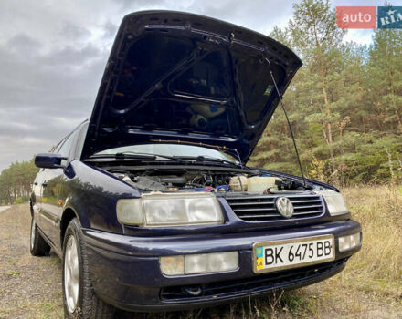 Синій Фольксваген Пассат, об'ємом двигуна 1.8 л та пробігом 452 тис. км за 3450 $, фото 31 на Automoto.ua