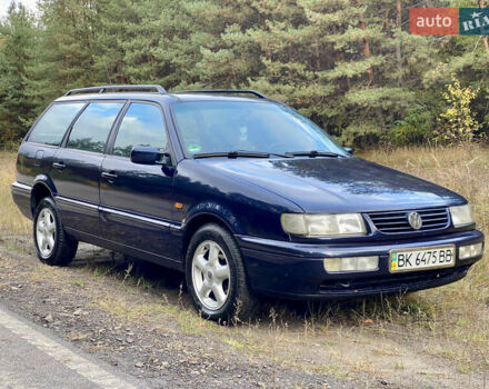 Синій Фольксваген Пассат, об'ємом двигуна 1.8 л та пробігом 452 тис. км за 3450 $, фото 3 на Automoto.ua