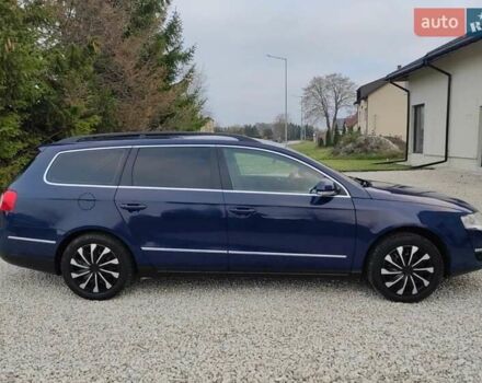 Синій Фольксваген Пассат, об'ємом двигуна 2 л та пробігом 249 тис. км за 2180 $, фото 1 на Automoto.ua