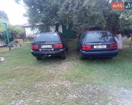 Синий Фольксваген Пассат, объемом двигателя 1.8 л и пробегом 179 тыс. км за 3000 $, фото 9 на Automoto.ua