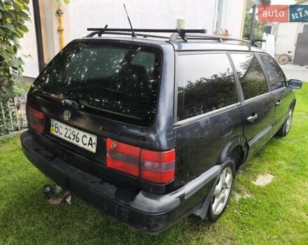 Синий Фольксваген Пассат, объемом двигателя 2 л и пробегом 570 тыс. км за 1700 $, фото 6 на Automoto.ua