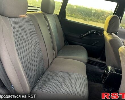 Синий Фольксваген Пассат, объемом двигателя 1.8 л и пробегом 200 тыс. км за 2150 $, фото 11 на Automoto.ua