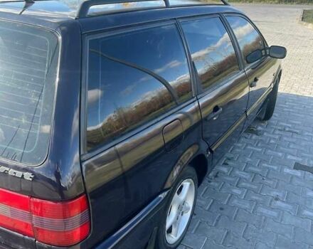 Синий Фольксваген Пассат, объемом двигателя 1.8 л и пробегом 100 тыс. км за 3800 $, фото 5 на Automoto.ua