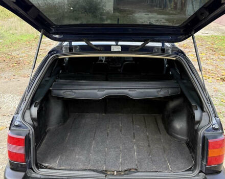 Фольксваген Пассат 1996 у Кривому Розі на Automoto.ua Синій Фольксваген Пассат, об'ємом двигуна 1.78 л та пробігом 350 тис. км за 3300 $, фото 4 на Automoto.ua