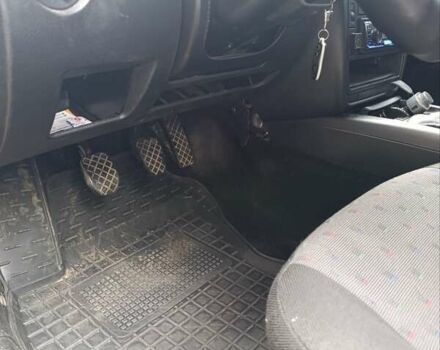 Синій Фольксваген Пассат, об'ємом двигуна 1.6 л та пробігом 260 тис. км за 3700 $, фото 14 на Automoto.ua