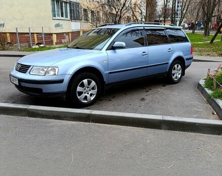 Синий Фольксваген Пассат, объемом двигателя 1.6 л и пробегом 285 тыс. км за 3750 $, фото 5 на Automoto.ua