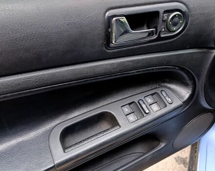 Синий Фольксваген Пассат, объемом двигателя 1.6 л и пробегом 285 тыс. км за 3750 $, фото 8 на Automoto.ua