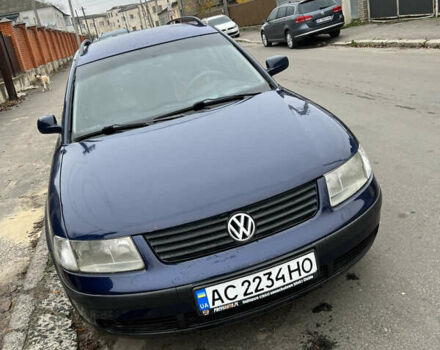 Синий Фольксваген Пассат, объемом двигателя 1.78 л и пробегом 400 тыс. км за 3500 $, фото 1 на Automoto.ua