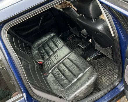 Синий Фольксваген Пассат, объемом двигателя 1.78 л и пробегом 400 тыс. км за 3500 $, фото 5 на Automoto.ua