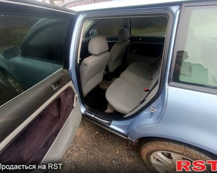 Синий Фольксваген Пассат, объемом двигателя 1.6 л и пробегом 400 тыс. км за 2350 $, фото 5 на Automoto.ua