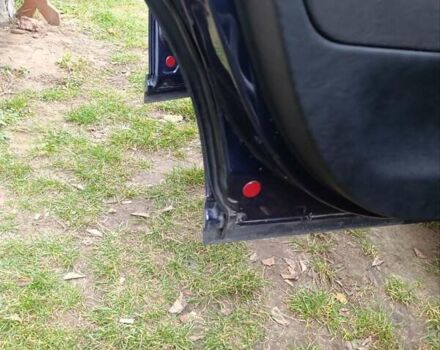 Синій Фольксваген Пассат, об'ємом двигуна 1.6 л та пробігом 260 тис. км за 3700 $, фото 6 на Automoto.ua