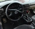 Синий Фольксваген Пассат, объемом двигателя 1.6 л и пробегом 357 тыс. км за 3000 $, фото 10 на Automoto.ua