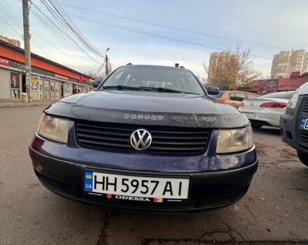 Синий Фольксваген Пассат, объемом двигателя 2.3 л и пробегом 389 тыс. км за 2600 $, фото 10 на Automoto.ua