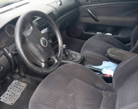 Синій Фольксваген Пассат, об'ємом двигуна 1.6 л та пробігом 430 тис. км за 4100 $, фото 2 на Automoto.ua