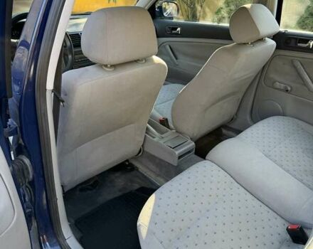 Синий Фольксваген Пассат, объемом двигателя 1.78 л и пробегом 344 тыс. км за 2350 $, фото 8 на Automoto.ua