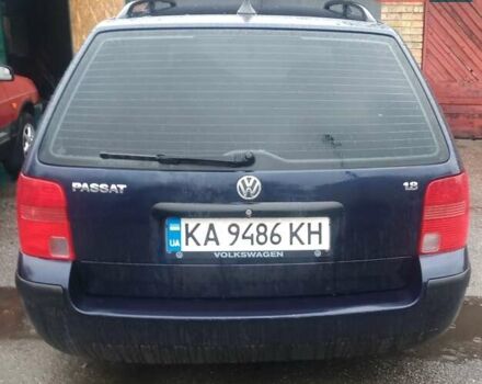 Синий Фольксваген Пассат, объемом двигателя 1.78 л и пробегом 340 тыс. км за 3695 $, фото 1 на Automoto.ua