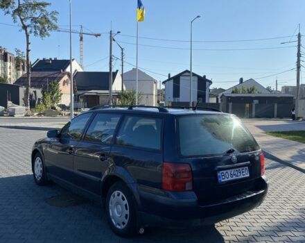 Синий Фольксваген Пассат, объемом двигателя 1.8 л и пробегом 196 тыс. км за 2700 $, фото 3 на Automoto.ua