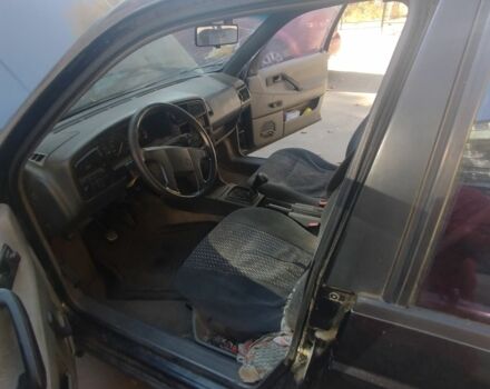 Синий Фольксваген Пассат, объемом двигателя 1.8 л и пробегом 1000 тыс. км за 1500 $, фото 1 на Automoto.ua