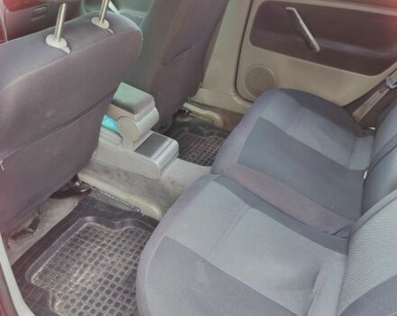 Синий Фольксваген Пассат, объемом двигателя 1.6 л и пробегом 300 тыс. км за 3200 $, фото 1 на Automoto.ua