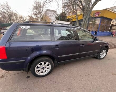 Синий Фольксваген Пассат, объемом двигателя 2.3 л и пробегом 389 тыс. км за 2600 $, фото 2 на Automoto.ua