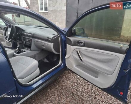 Синий Фольксваген Пассат, объемом двигателя 1.9 л и пробегом 311 тыс. км за 2000 $, фото 20 на Automoto.ua