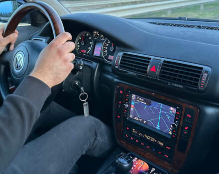 Синий Фольксваген Пассат, объемом двигателя 1.78 л и пробегом 320 тыс. км за 5500 $, фото 11 на Automoto.ua