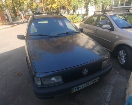 Синий Фольксваген Пассат, объемом двигателя 1.8 л и пробегом 1000 тыс. км за 1500 $, фото 4 на Automoto.ua