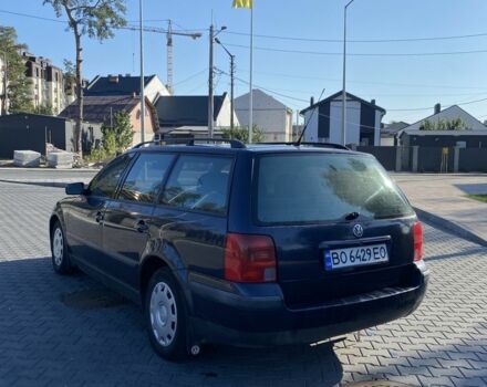 Синий Фольксваген Пассат, объемом двигателя 1.8 л и пробегом 196 тыс. км за 2700 $, фото 2 на Automoto.ua